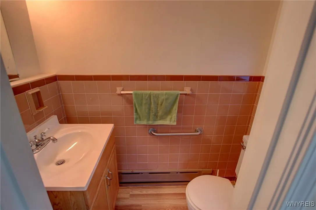 31 Stonecroft Lane, Amherst, New York 14226, Amherst, New York 14226, 3 Bedrooms Bedrooms, 10 Rooms Rooms,2 BathroomsBathrooms,Residential,For Sale,31 Stonecroft Lane, Amherst, New York 14226,0,B1641933