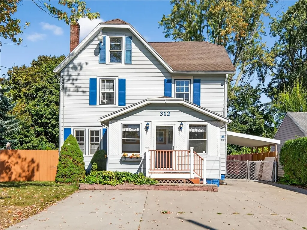 312 Auburn Avenue, Gates, New York 14606, Gates, New York 14606, 4 Bedrooms Bedrooms, 11 Rooms Rooms,2 BathroomsBathrooms,Residential,Closed,312 Auburn Avenue, Gates, New York 14606,0,R1641477