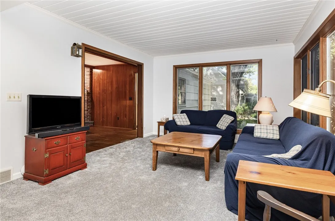 23 Rippingale Road, Pittsford, New York 14534, Pittsford, New York 14534, 4 Bedrooms Bedrooms, 9 Rooms Rooms,2 BathroomsBathrooms,Residential,For Sale,23 Rippingale Road, Pittsford, New York 14534,0,R1641948