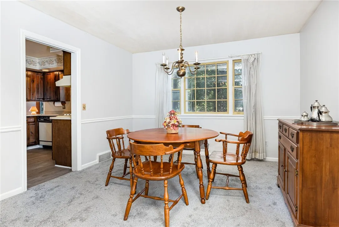 23 Rippingale Road, Pittsford, New York 14534, Pittsford, New York 14534, 4 Bedrooms Bedrooms, 9 Rooms Rooms,2 BathroomsBathrooms,Residential,For Sale,23 Rippingale Road, Pittsford, New York 14534,0,R1641948