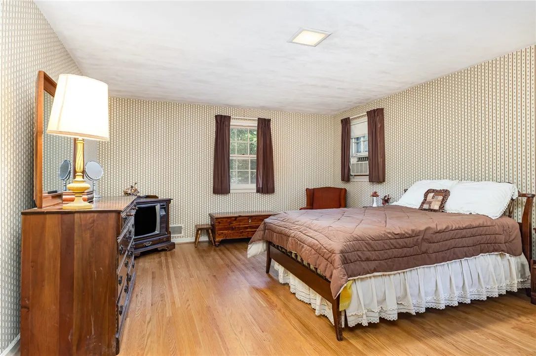 23 Rippingale Road, Pittsford, New York 14534, Pittsford, New York 14534, 4 Bedrooms Bedrooms, 9 Rooms Rooms,2 BathroomsBathrooms,Residential,For Sale,23 Rippingale Road, Pittsford, New York 14534,0,R1641948