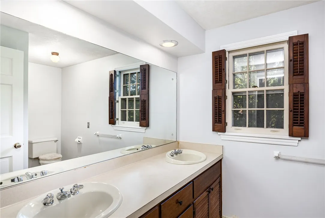 23 Rippingale Road, Pittsford, New York 14534, Pittsford, New York 14534, 4 Bedrooms Bedrooms, 9 Rooms Rooms,2 BathroomsBathrooms,Residential,For Sale,23 Rippingale Road, Pittsford, New York 14534,0,R1641948