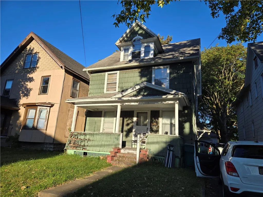 134 Cameron Street, Rochester, New York 14606, Rochester, New York 14606, 4 Bedrooms Bedrooms, 7 Rooms Rooms,2 BathroomsBathrooms,Residential,Closed,134 Cameron Street, Rochester, New York 14606,0,R1642104