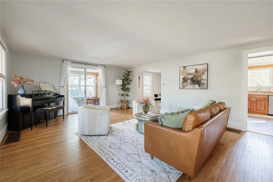 509 West North Street, Geneva City, New York 14456, Geneva City, New York 14456, 3 Bedrooms Bedrooms, 8 Rooms Rooms,2 BathroomsBathrooms,Residential,Closed,509 West North Street, Geneva City, New York 14456,0,R1641115