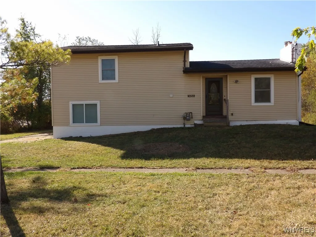 10332 Transit Road, Amherst, New York 14051, Amherst, New York 14051, 3 Bedrooms Bedrooms, 6 Rooms Rooms,2 BathroomsBathrooms,Residential Lease,For Rent,10332 Transit Road, Amherst, New York 14051,0,B1641732