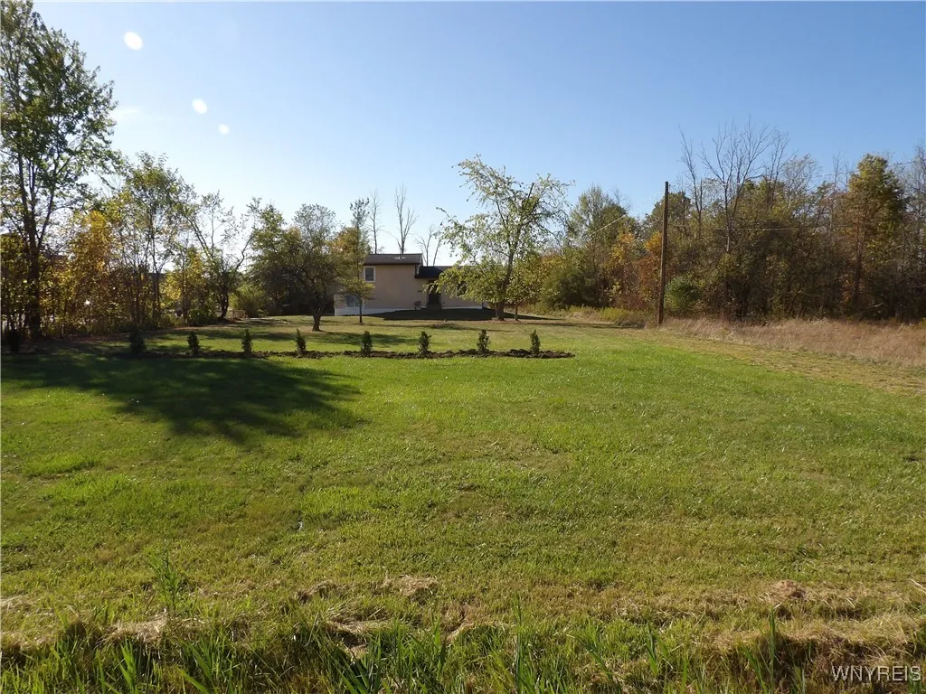 10332 Transit Road, Amherst, New York 14051, Amherst, New York 14051, 3 Bedrooms Bedrooms, 6 Rooms Rooms,2 BathroomsBathrooms,Residential Lease,For Rent,10332 Transit Road, Amherst, New York 14051,0,B1641732
