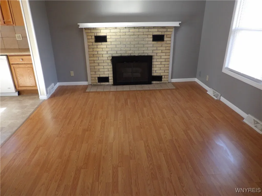 10332 Transit Road, Amherst, New York 14051, Amherst, New York 14051, 3 Bedrooms Bedrooms, 6 Rooms Rooms,2 BathroomsBathrooms,Residential Lease,For Rent,10332 Transit Road, Amherst, New York 14051,0,B1641732