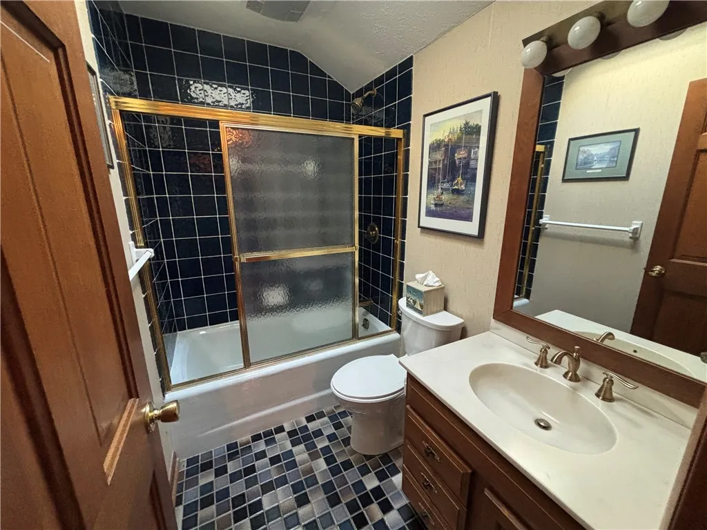 6764 Ann Lee Drive, Huron, New York 14516, Huron, New York 14516, 4 Bedrooms Bedrooms, 10 Rooms Rooms,2 BathroomsBathrooms,Residential,Closed,6764 Ann Lee Drive, Huron, New York 14516,0,R1642139