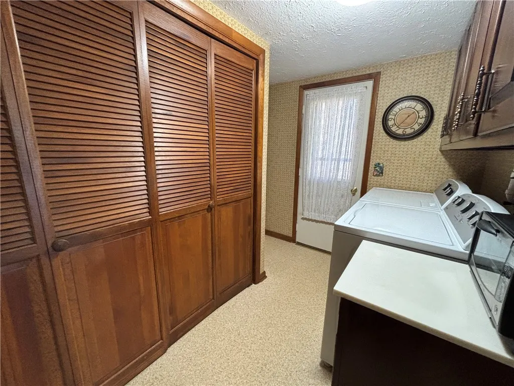 6764 Ann Lee Drive, Huron, New York 14516, Huron, New York 14516, 4 Bedrooms Bedrooms, 10 Rooms Rooms,2 BathroomsBathrooms,Residential,Closed,6764 Ann Lee Drive, Huron, New York 14516,0,R1642139