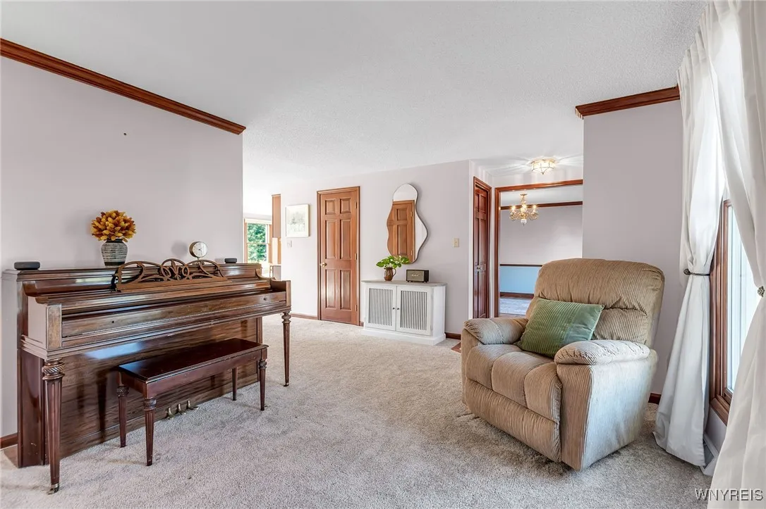 50 Crystal Springs Lane, Amherst, New York 14051, Amherst, New York 14051, 3 Bedrooms Bedrooms, 7 Rooms Rooms,2 BathroomsBathrooms,Residential,For Sale,50 Crystal Springs Lane, Amherst, New York 14051,0,B1640660