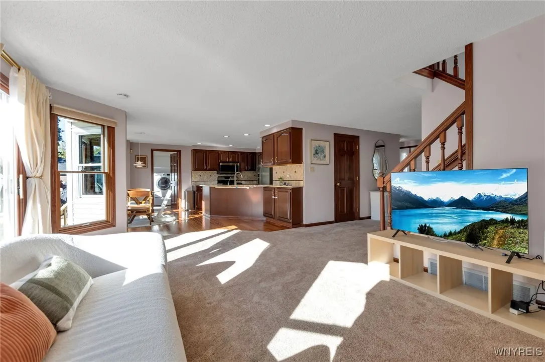 50 Crystal Springs Lane, Amherst, New York 14051, Amherst, New York 14051, 3 Bedrooms Bedrooms, 7 Rooms Rooms,2 BathroomsBathrooms,Residential,For Sale,50 Crystal Springs Lane, Amherst, New York 14051,0,B1640660