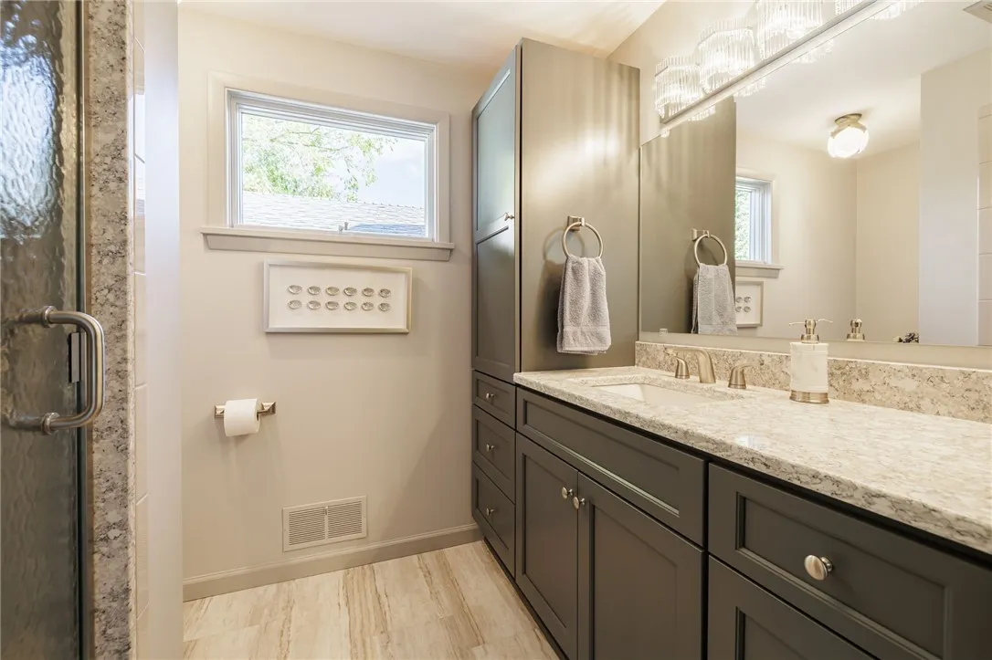 603 Roosevelt Road, Pittsford, New York 14445, Pittsford, New York 14445, 3 Bedrooms Bedrooms, 7 Rooms Rooms,2 BathroomsBathrooms,Residential,Closed,603 Roosevelt Road, Pittsford, New York 14445,0,R1641704