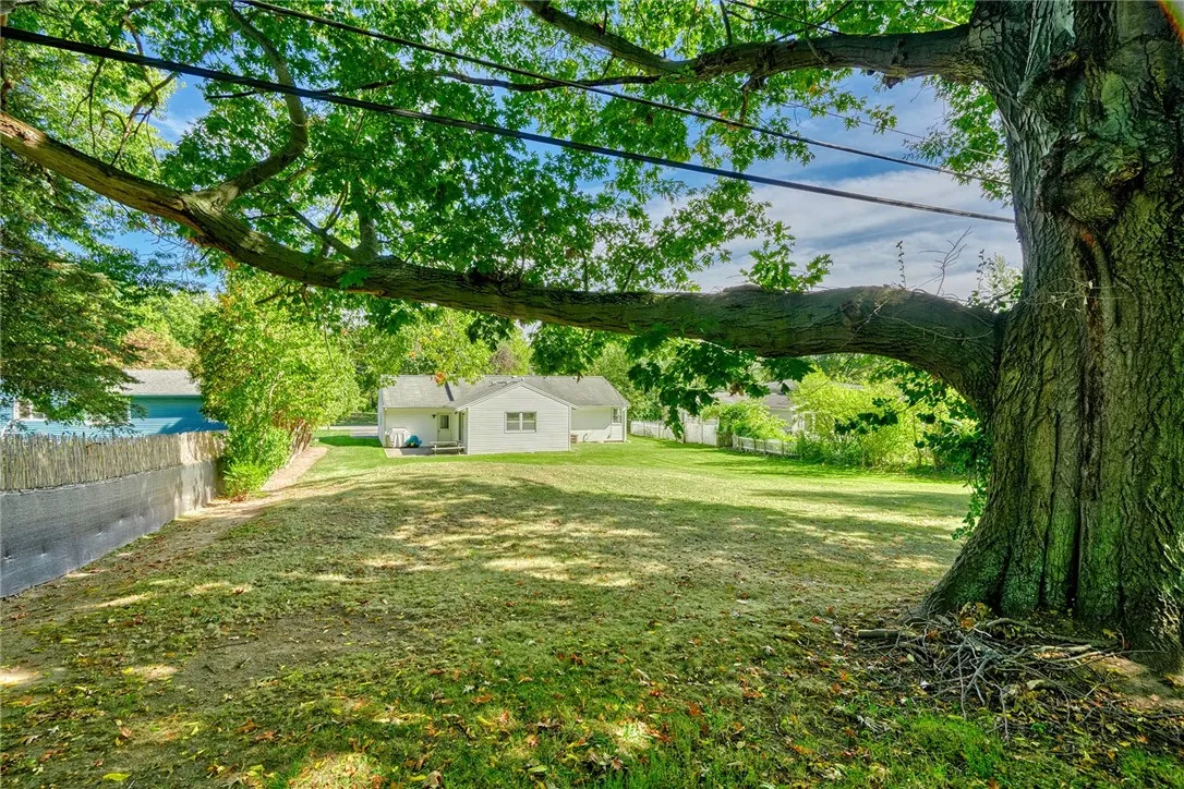 53 Summit Hill Drive, Greece, New York 14612, Greece, New York 14612, 3 Bedrooms Bedrooms, 6 Rooms Rooms,2 BathroomsBathrooms,Residential,Closed,53 Summit Hill Drive, Greece, New York 14612,0,R1632518