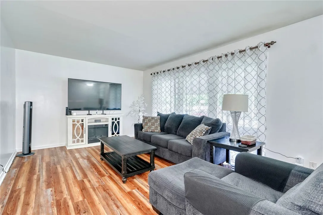 53 Summit Hill Drive, Greece, New York 14612, Greece, New York 14612, 3 Bedrooms Bedrooms, 6 Rooms Rooms,2 BathroomsBathrooms,Residential,Closed,53 Summit Hill Drive, Greece, New York 14612,0,R1632518