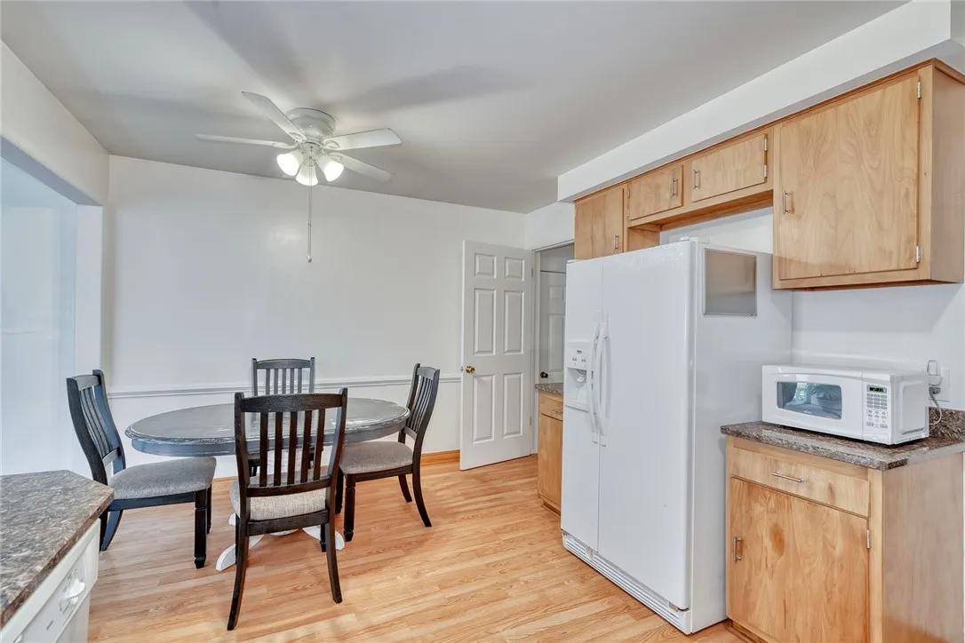 53 Summit Hill Drive, Greece, New York 14612, Greece, New York 14612, 3 Bedrooms Bedrooms, 6 Rooms Rooms,2 BathroomsBathrooms,Residential,Closed,53 Summit Hill Drive, Greece, New York 14612,0,R1632518