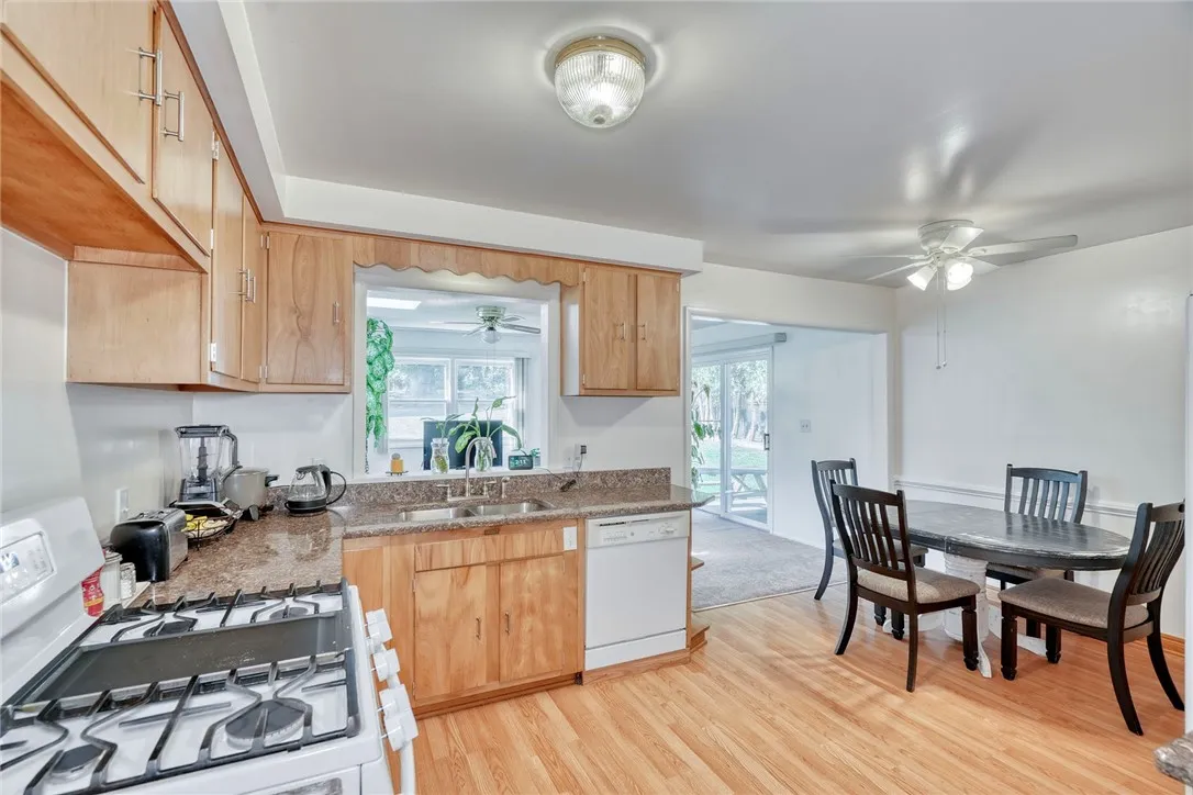 53 Summit Hill Drive, Greece, New York 14612, Greece, New York 14612, 3 Bedrooms Bedrooms, 6 Rooms Rooms,2 BathroomsBathrooms,Residential,Closed,53 Summit Hill Drive, Greece, New York 14612,0,R1632518