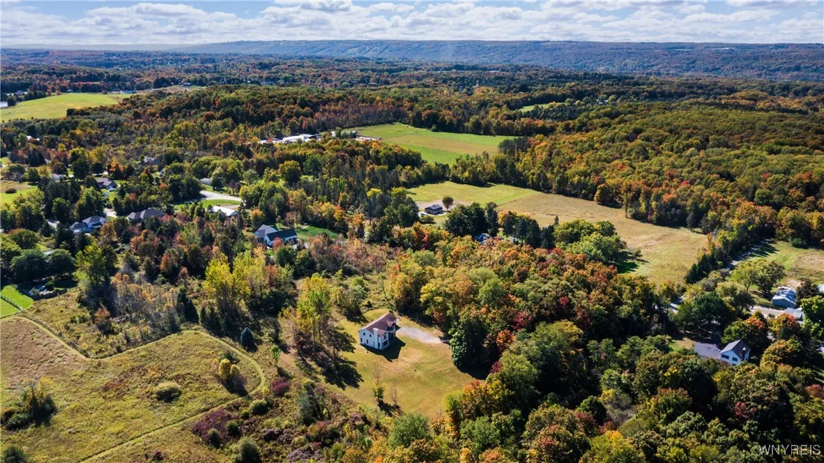 1442 Boies Road, Aurora, New York 14052, Aurora, New York 14052, 3 Bedrooms Bedrooms, 7 Rooms Rooms,3 BathroomsBathrooms,Residential,For Sale,1442 Boies Road, Aurora, New York 14052,0,B1636072