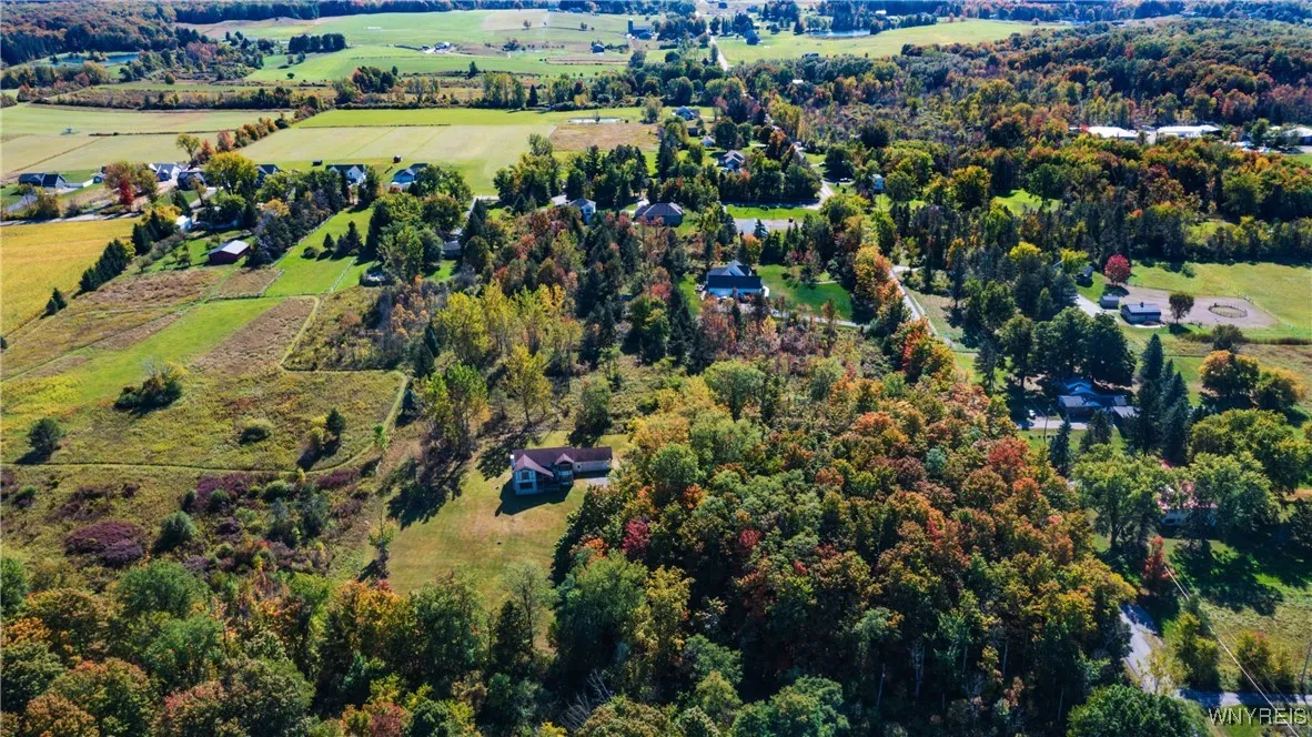 1442 Boies Road, Aurora, New York 14052, Aurora, New York 14052, 3 Bedrooms Bedrooms, 7 Rooms Rooms,3 BathroomsBathrooms,Residential,For Sale,1442 Boies Road, Aurora, New York 14052,0,B1636072