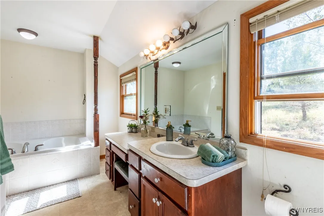 1442 Boies Road, Aurora, New York 14052, Aurora, New York 14052, 3 Bedrooms Bedrooms, 7 Rooms Rooms,3 BathroomsBathrooms,Residential,For Sale,1442 Boies Road, Aurora, New York 14052,0,B1636072