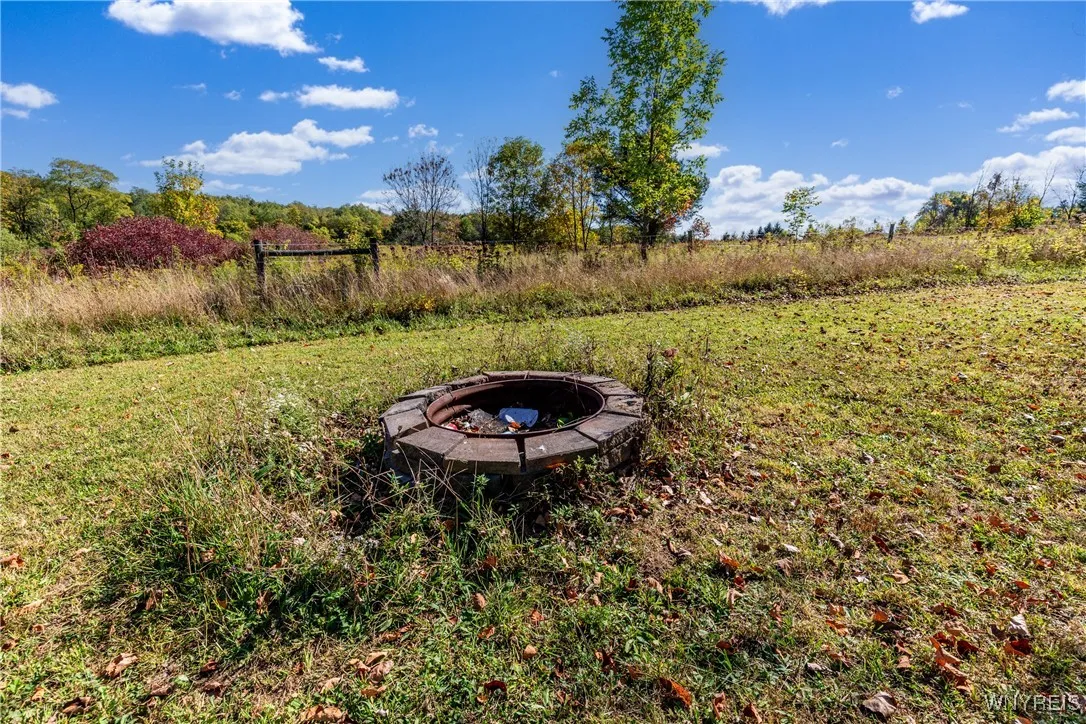 1442 Boies Road, Aurora, New York 14052, Aurora, New York 14052, 3 Bedrooms Bedrooms, 7 Rooms Rooms,3 BathroomsBathrooms,Residential,For Sale,1442 Boies Road, Aurora, New York 14052,0,B1636072