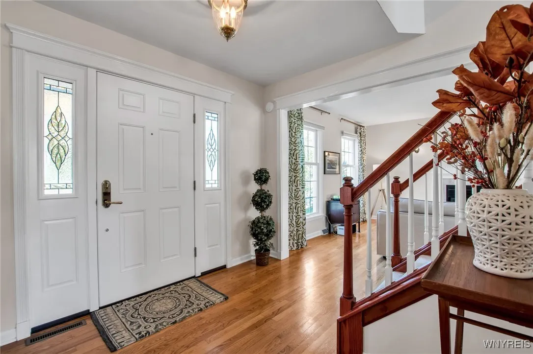 6141 Shamrock Ln, Clarence, New York 14051, Clarence, New York 14051, 4 Bedrooms Bedrooms, 9 Rooms Rooms,2 BathroomsBathrooms,Residential,For Sale,6141 Shamrock Ln, Clarence, New York 14051,0,B1641961