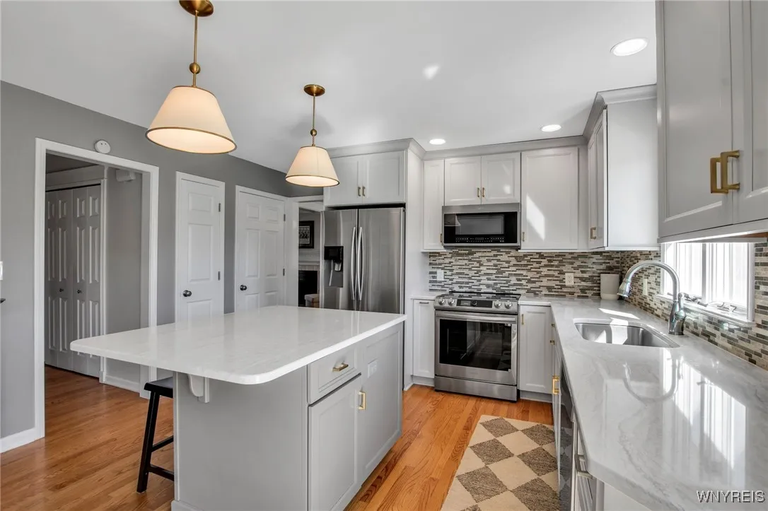 6141 Shamrock Ln, Clarence, New York 14051, Clarence, New York 14051, 4 Bedrooms Bedrooms, 9 Rooms Rooms,2 BathroomsBathrooms,Residential,For Sale,6141 Shamrock Ln, Clarence, New York 14051,0,B1641961