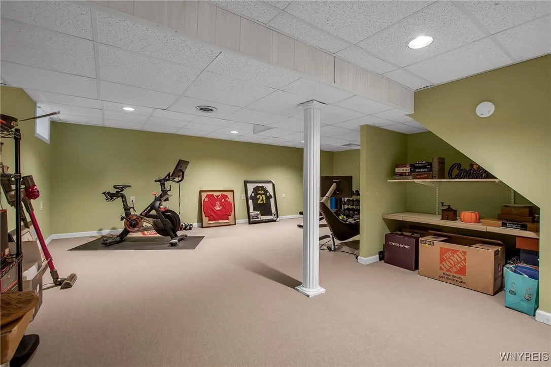 6141 Shamrock Ln, Clarence, New York 14051, Clarence, New York 14051, 4 Bedrooms Bedrooms, 9 Rooms Rooms,2 BathroomsBathrooms,Residential,For Sale,6141 Shamrock Ln, Clarence, New York 14051,0,B1641961