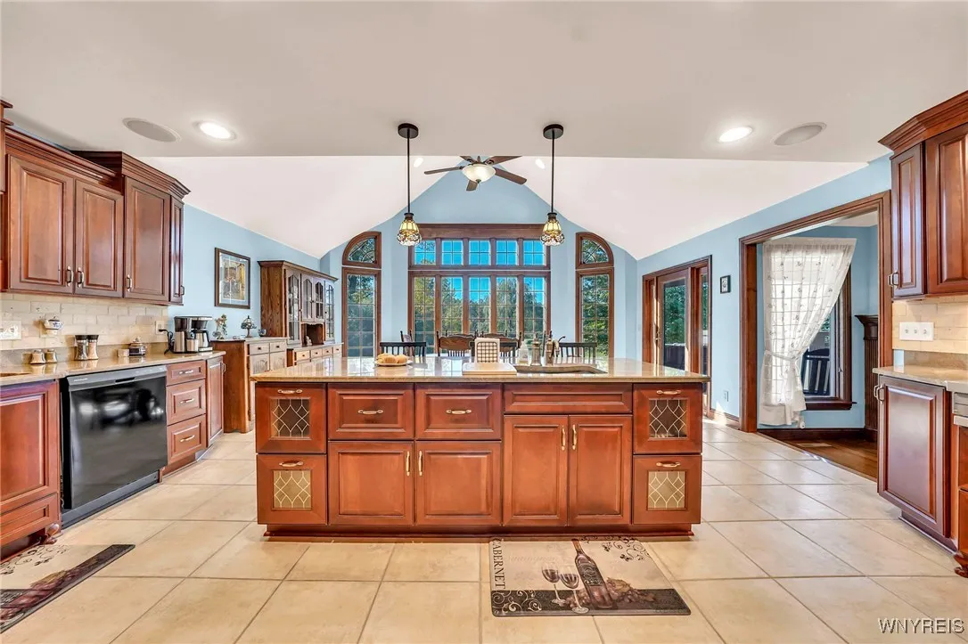 4555 Clinton Street, West Seneca, New York 14224, West Seneca, New York 14224, 3 Bedrooms Bedrooms, 7 Rooms Rooms,2 BathroomsBathrooms,Residential,For Sale,4555 Clinton Street, West Seneca, New York 14224,0,B1641589