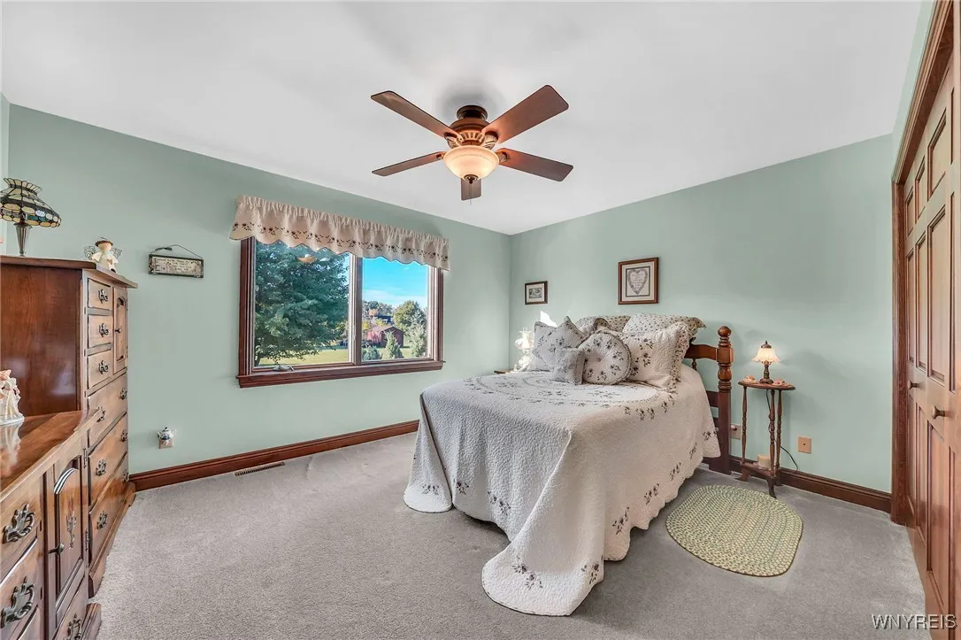 4555 Clinton Street, West Seneca, New York 14224, West Seneca, New York 14224, 3 Bedrooms Bedrooms, 7 Rooms Rooms,2 BathroomsBathrooms,Residential,For Sale,4555 Clinton Street, West Seneca, New York 14224,0,B1641589