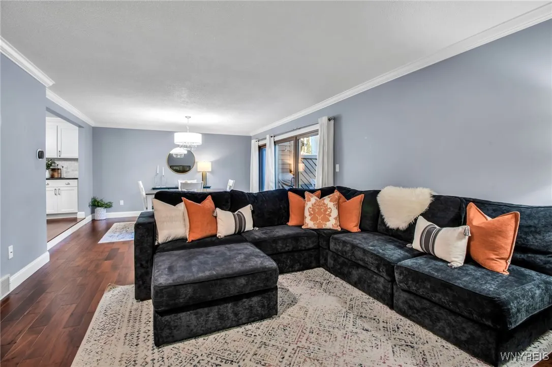166 Breezewood Common, Amherst, New York 14051, Amherst, New York 14051, 3 Bedrooms Bedrooms, 6 Rooms Rooms,2 BathroomsBathrooms,Residential,Closed,166 Breezewood Common, Amherst, New York 14051,0,B1642189