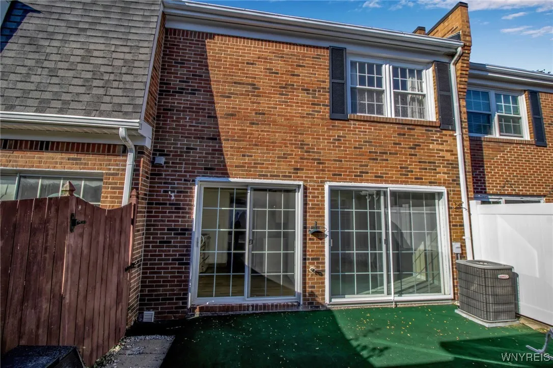 78 Hickory Hill Road, Amherst, New York 14221, Amherst, New York 14221, 2 Bedrooms Bedrooms, 5 Rooms Rooms,2 BathroomsBathrooms,Residential,For Sale,78 Hickory Hill Road, Amherst, New York 14221,0,B1641921