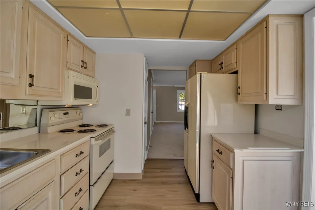 78 Hickory Hill Road, Amherst, New York 14221, Amherst, New York 14221, 2 Bedrooms Bedrooms, 5 Rooms Rooms,2 BathroomsBathrooms,Residential,For Sale,78 Hickory Hill Road, Amherst, New York 14221,0,B1641921