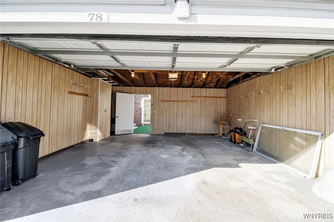 78 Hickory Hill Road, Amherst, New York 14221, Amherst, New York 14221, 2 Bedrooms Bedrooms, 5 Rooms Rooms,2 BathroomsBathrooms,Residential,For Sale,78 Hickory Hill Road, Amherst, New York 14221,0,B1641921