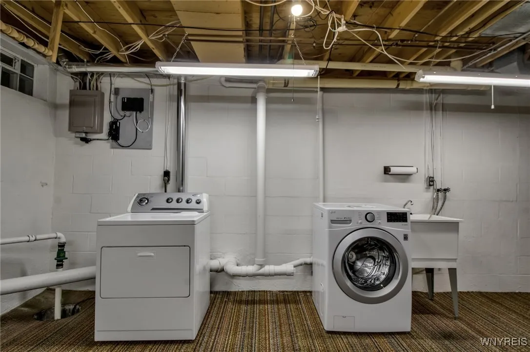 78 Hickory Hill Road, Amherst, New York 14221, Amherst, New York 14221, 2 Bedrooms Bedrooms, 5 Rooms Rooms,2 BathroomsBathrooms,Residential,For Sale,78 Hickory Hill Road, Amherst, New York 14221,0,B1641921