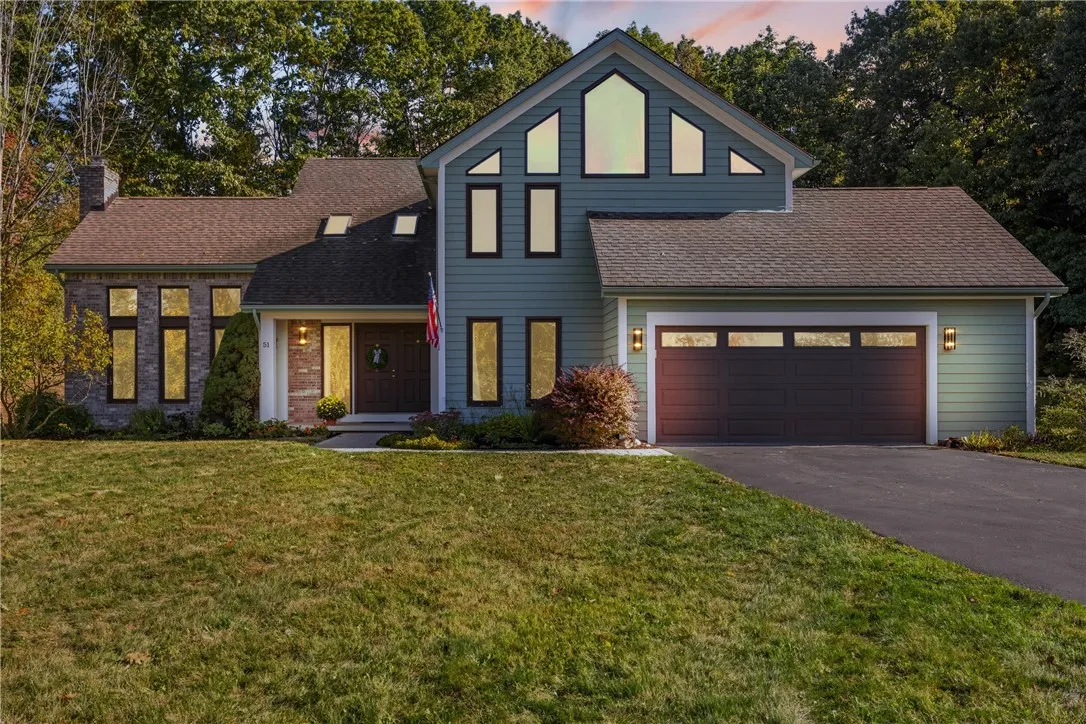 51 Hawks View, Mendon, New York 14472, Mendon, New York 14472, 4 Bedrooms Bedrooms, 7 Rooms Rooms,2 BathroomsBathrooms,Residential,Closed,51 Hawks View, Mendon, New York 14472,0,R1641539