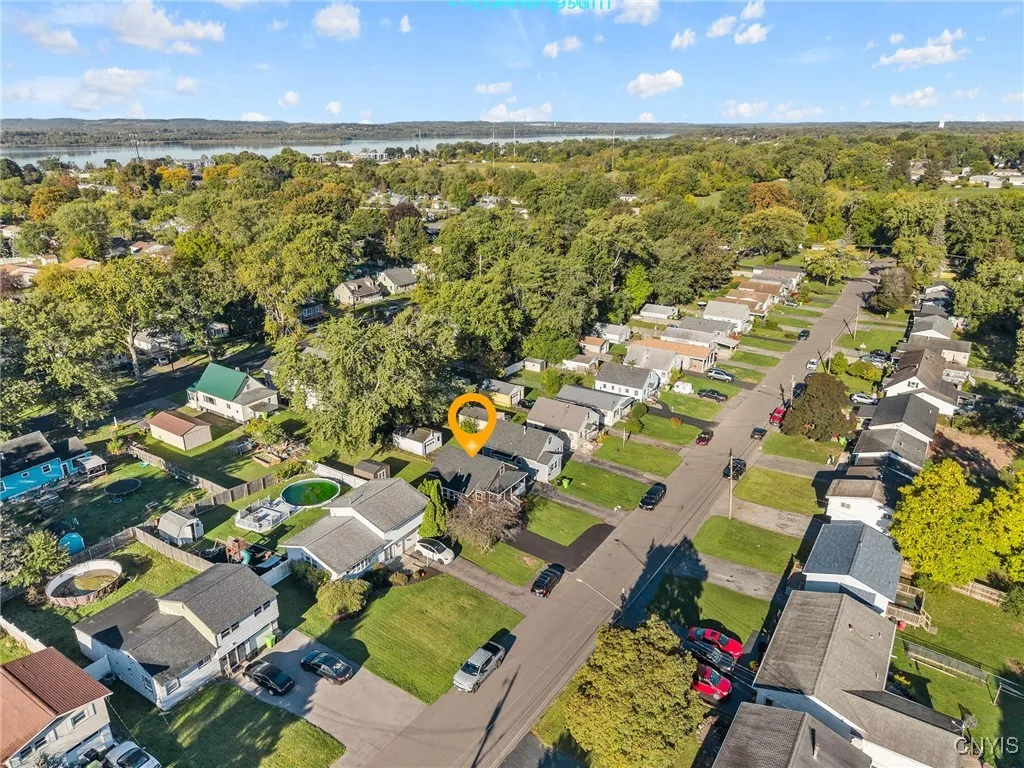 321 Glendale Avenue, Salina, New York 13088, Salina, New York 13088, 4 Bedrooms Bedrooms, 8 Rooms Rooms,1 BathroomBathrooms,Residential,Closed,321 Glendale Avenue, Salina, New York 13088,0,S1642233