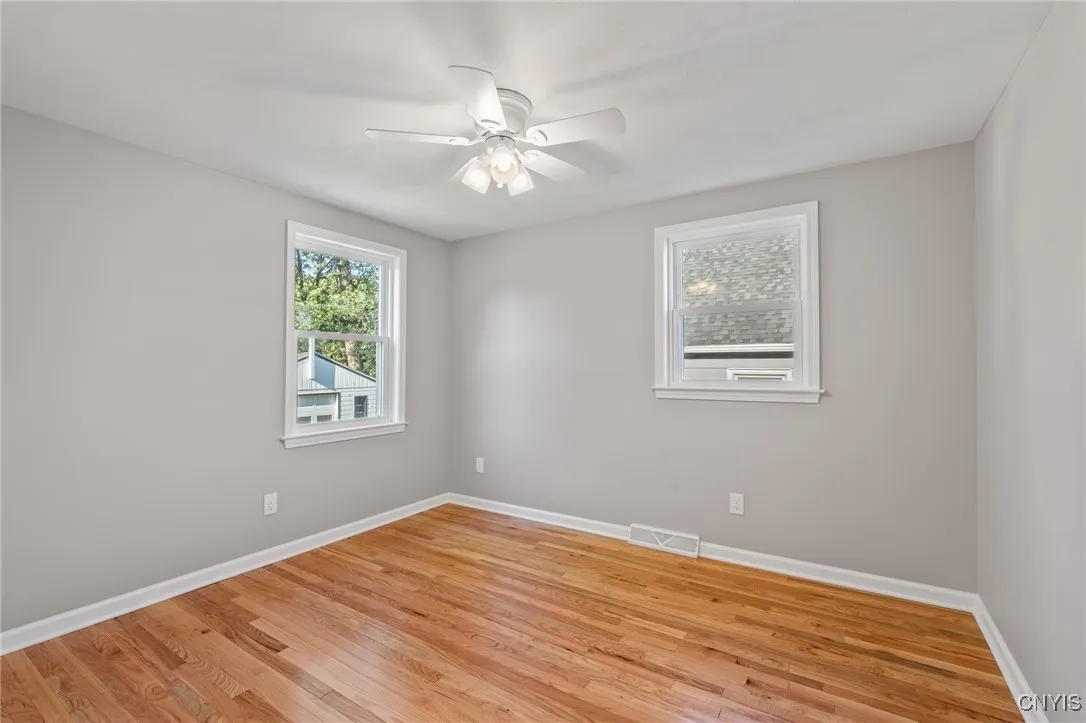 321 Glendale Avenue, Salina, New York 13088, Salina, New York 13088, 4 Bedrooms Bedrooms, 8 Rooms Rooms,1 BathroomBathrooms,Residential,Closed,321 Glendale Avenue, Salina, New York 13088,0,S1642233