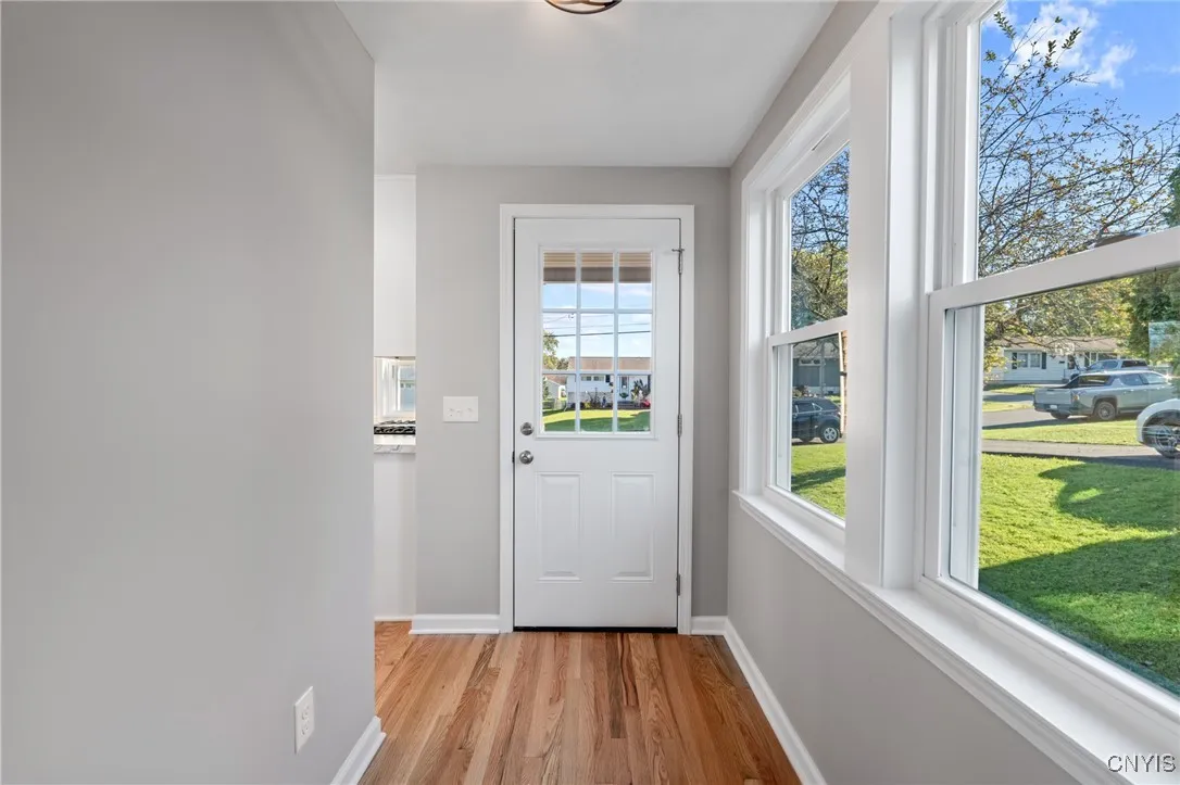 321 Glendale Avenue, Salina, New York 13088, Salina, New York 13088, 4 Bedrooms Bedrooms, 8 Rooms Rooms,1 BathroomBathrooms,Residential,Closed,321 Glendale Avenue, Salina, New York 13088,0,S1642233