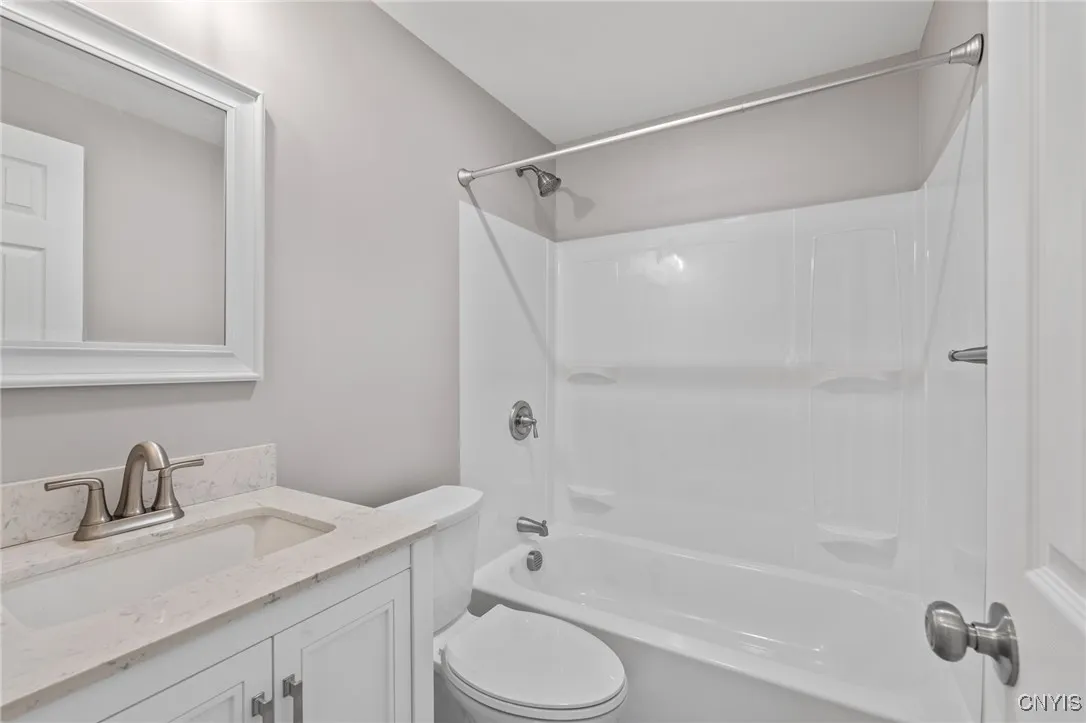 321 Glendale Avenue, Salina, New York 13088, Salina, New York 13088, 4 Bedrooms Bedrooms, 8 Rooms Rooms,1 BathroomBathrooms,Residential,Closed,321 Glendale Avenue, Salina, New York 13088,0,S1642233