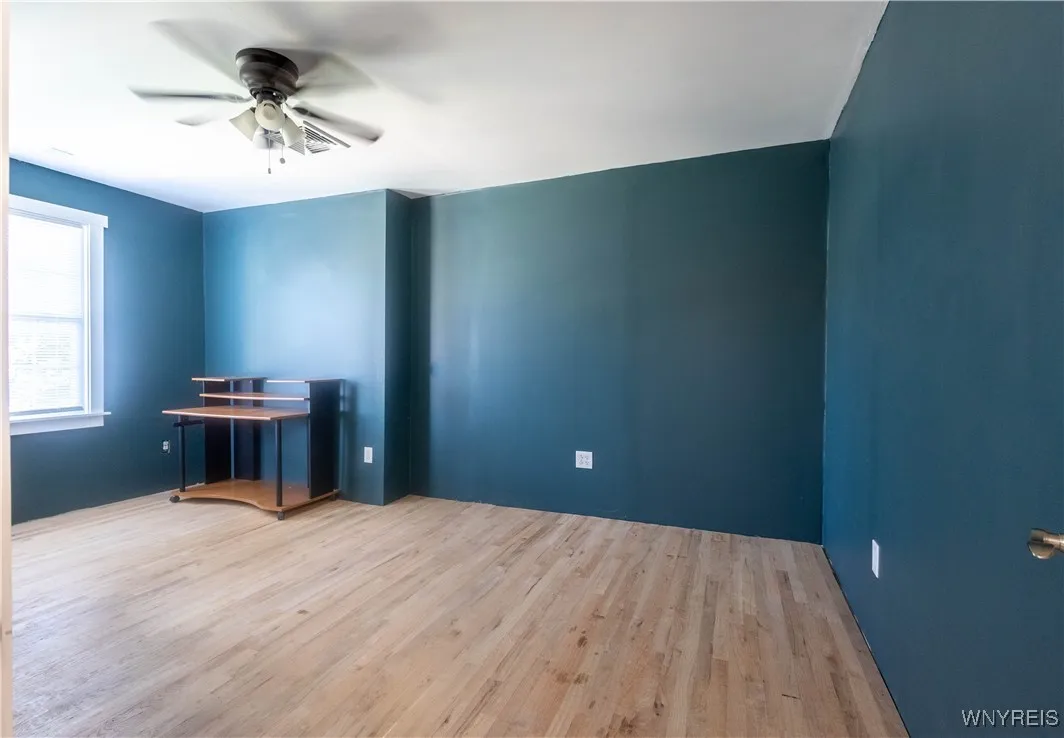 36 Lawrence Place, Buffalo, New York 14213, Buffalo, New York 14213, 4 Bedrooms Bedrooms, 6 Rooms Rooms,1 BathroomBathrooms,Residential,For Sale,36 Lawrence Place, Buffalo, New York 14213,0,B1642246