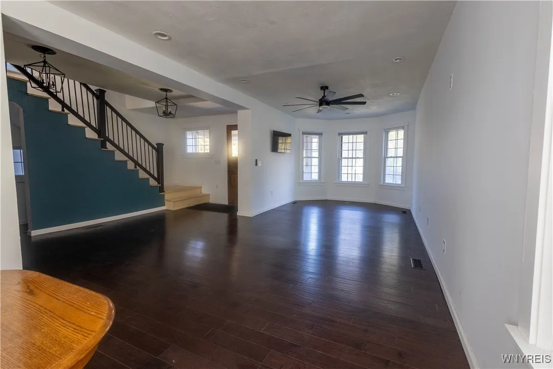 36 Lawrence Place, Buffalo, New York 14213, Buffalo, New York 14213, 4 Bedrooms Bedrooms, 6 Rooms Rooms,1 BathroomBathrooms,Residential,For Sale,36 Lawrence Place, Buffalo, New York 14213,0,B1642246