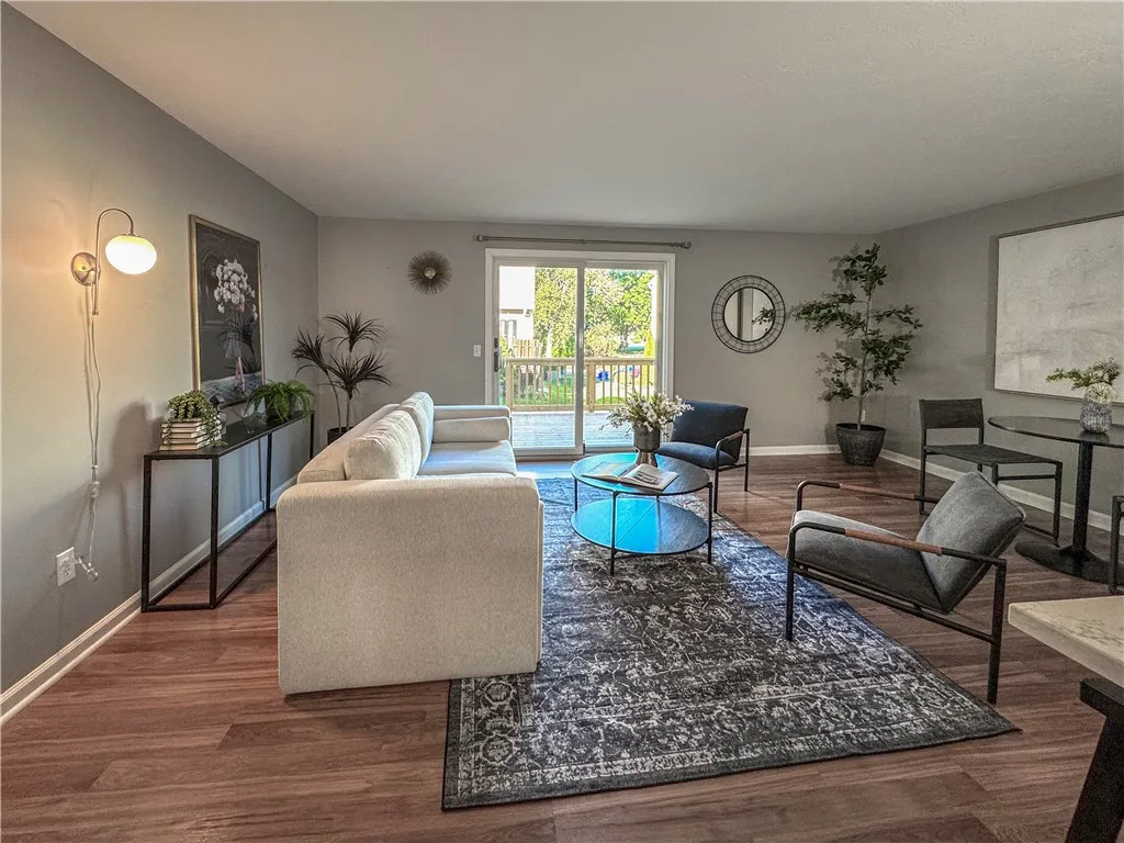 Open plan living/dining