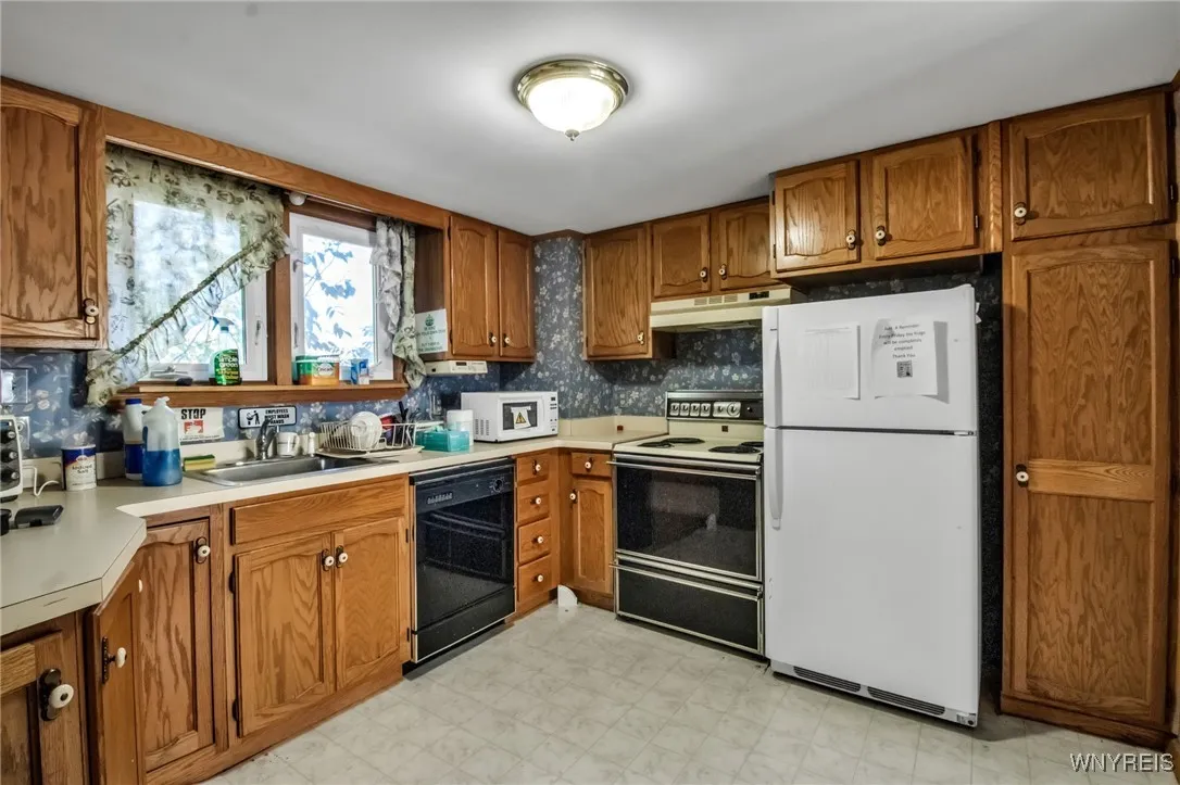 484 Ontario Street, Buffalo, New York 14207, Buffalo, New York 14207, ,Commercial Sale,For Sale,484 Ontario Street, Buffalo, New York 14207,0,B1641962