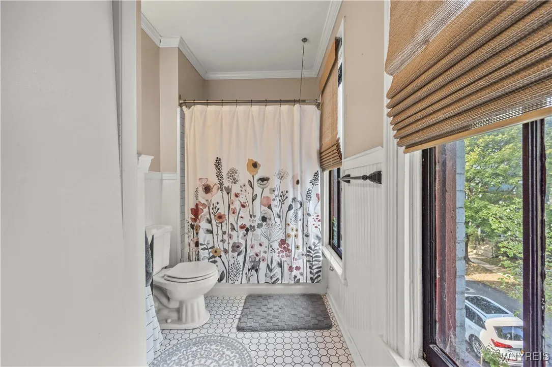 404 Jersey Street, Buffalo, New York 14213, Buffalo, New York 14213, 4 Bedrooms Bedrooms, ,2 BathroomsBathrooms,Residential,For Sale,404 Jersey Street, Buffalo, New York 14213,0,B1640224