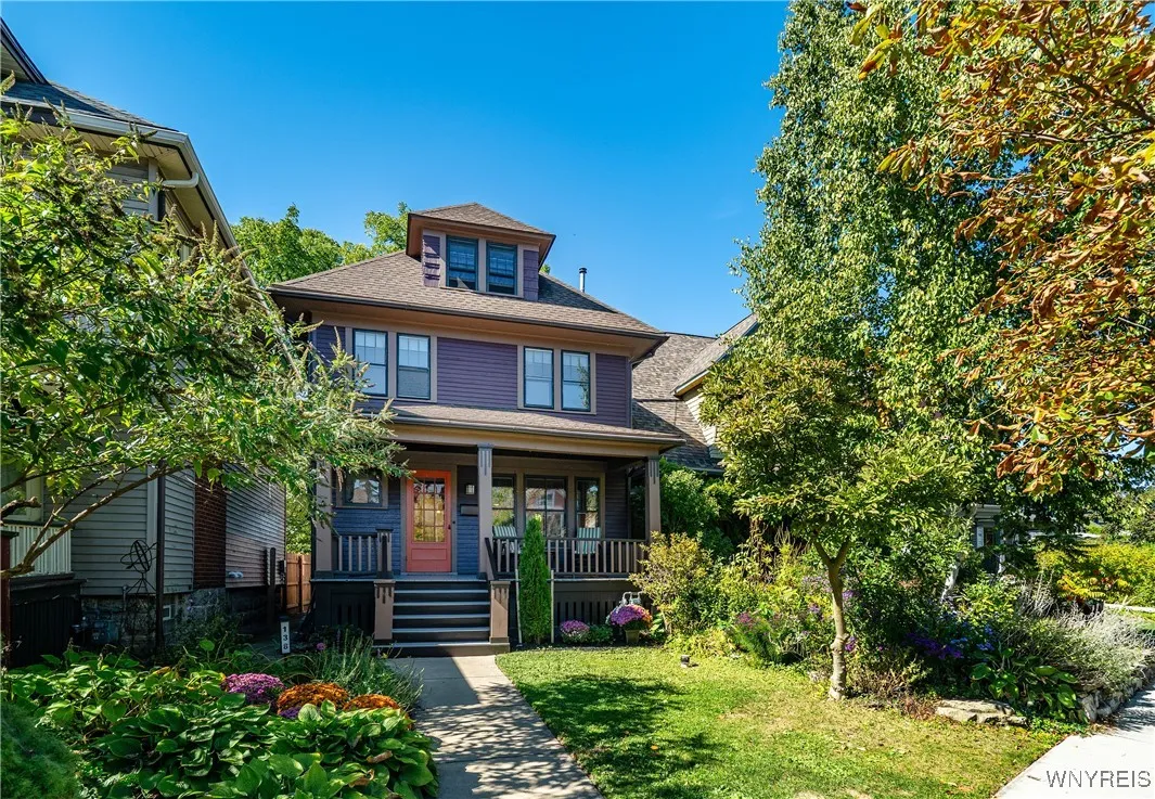 138 Greenfield Street, Buffalo, New York 14214, Buffalo, New York 14214, 3 Bedrooms Bedrooms, 10 Rooms Rooms,1 BathroomBathrooms,Residential,Closed,138 Greenfield Street, Buffalo, New York 14214,0,B1642124