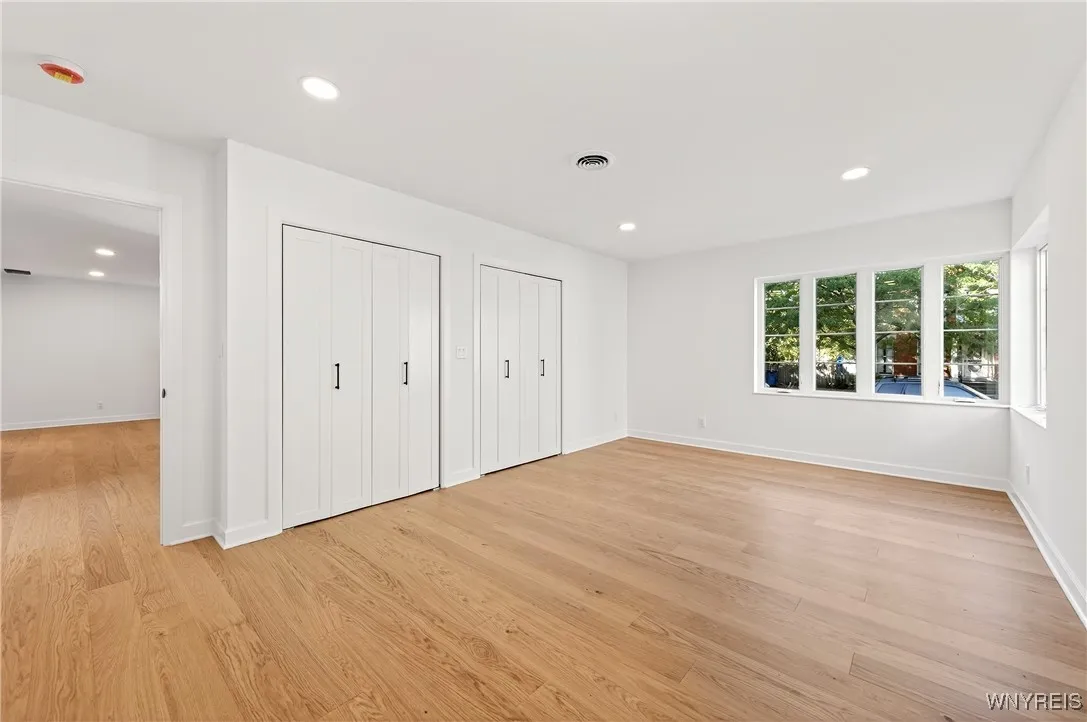13 Park Street, Buffalo, New York 14201, Buffalo, New York 14201, 2 Bedrooms Bedrooms, 4 Rooms Rooms,1 BathroomBathrooms,Residential,For Sale,13 Park Street, Buffalo, New York 14201,0,B1642053
