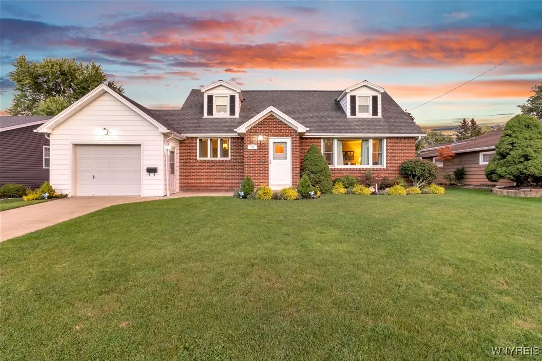59 Greenbranch Road, West Seneca, New York 14224, West Seneca, New York 14224, 4 Bedrooms Bedrooms, 8 Rooms Rooms,1 BathroomBathrooms,Residential,For Sale,59 Greenbranch Road, West Seneca, New York 14224,0,B1642133