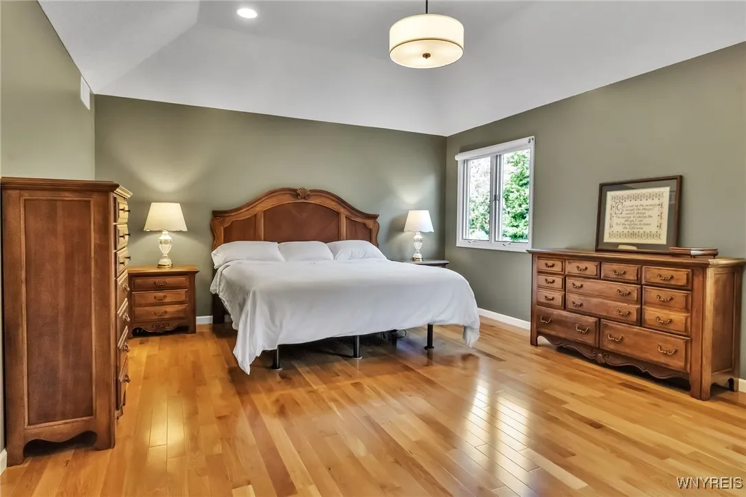 129 San Fernando Lane, Amherst, New York 14051, Amherst, New York 14051, 4 Bedrooms Bedrooms, 10 Rooms Rooms,2 BathroomsBathrooms,Residential,For Sale,129 San Fernando Lane, Amherst, New York 14051,0,B1641054