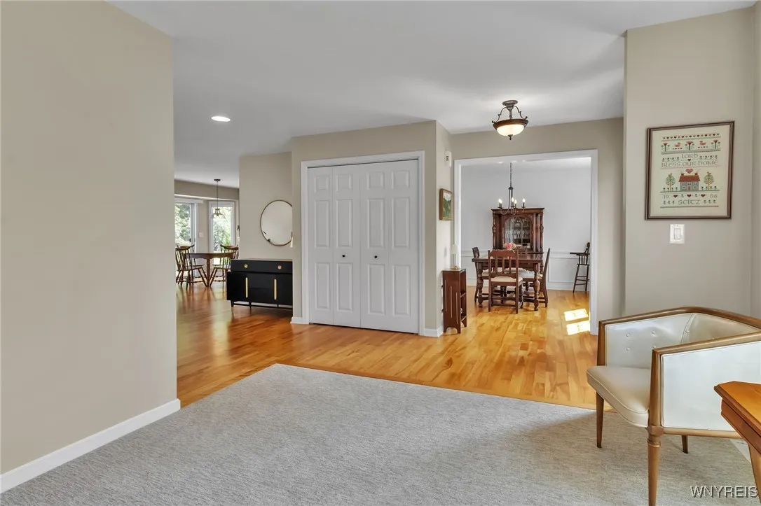 129 San Fernando Lane, Amherst, New York 14051, Amherst, New York 14051, 4 Bedrooms Bedrooms, 10 Rooms Rooms,2 BathroomsBathrooms,Residential,For Sale,129 San Fernando Lane, Amherst, New York 14051,0,B1641054