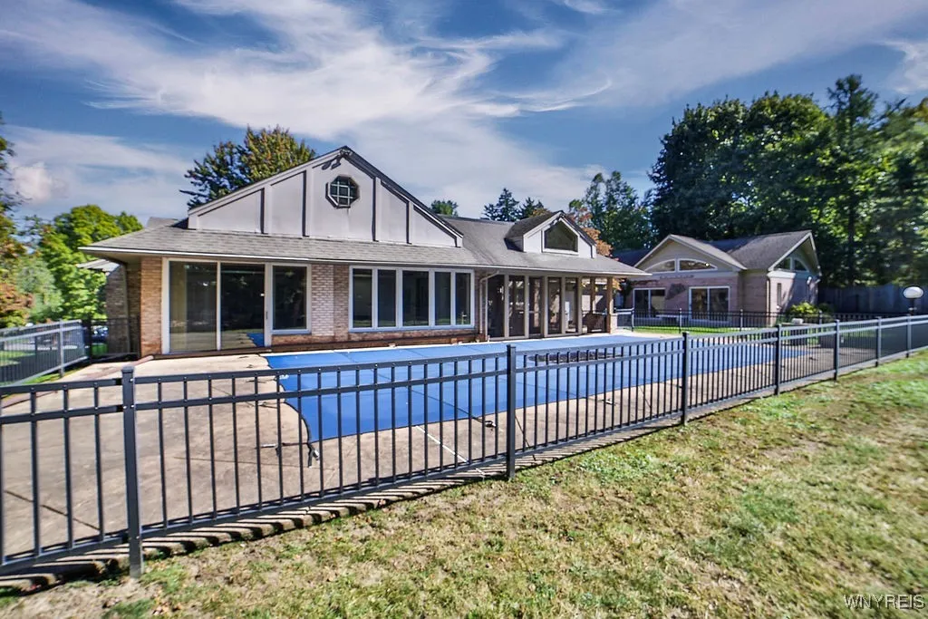 20 X 40 Gunite Pool